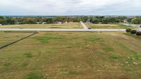 2180 N Main St, Newcastle, OK 73065